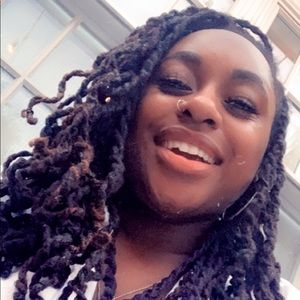 Meet your Posher, Kadesha